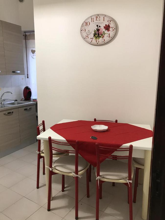 דירות קליארי Laura'S House מראה חיצוני תמונה